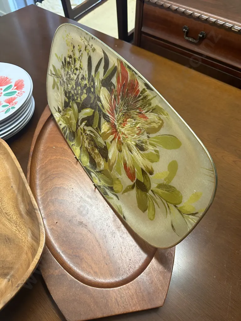 Vintage Wooden Serving Trays, h&b design Melamine Plates Etc Image 1++