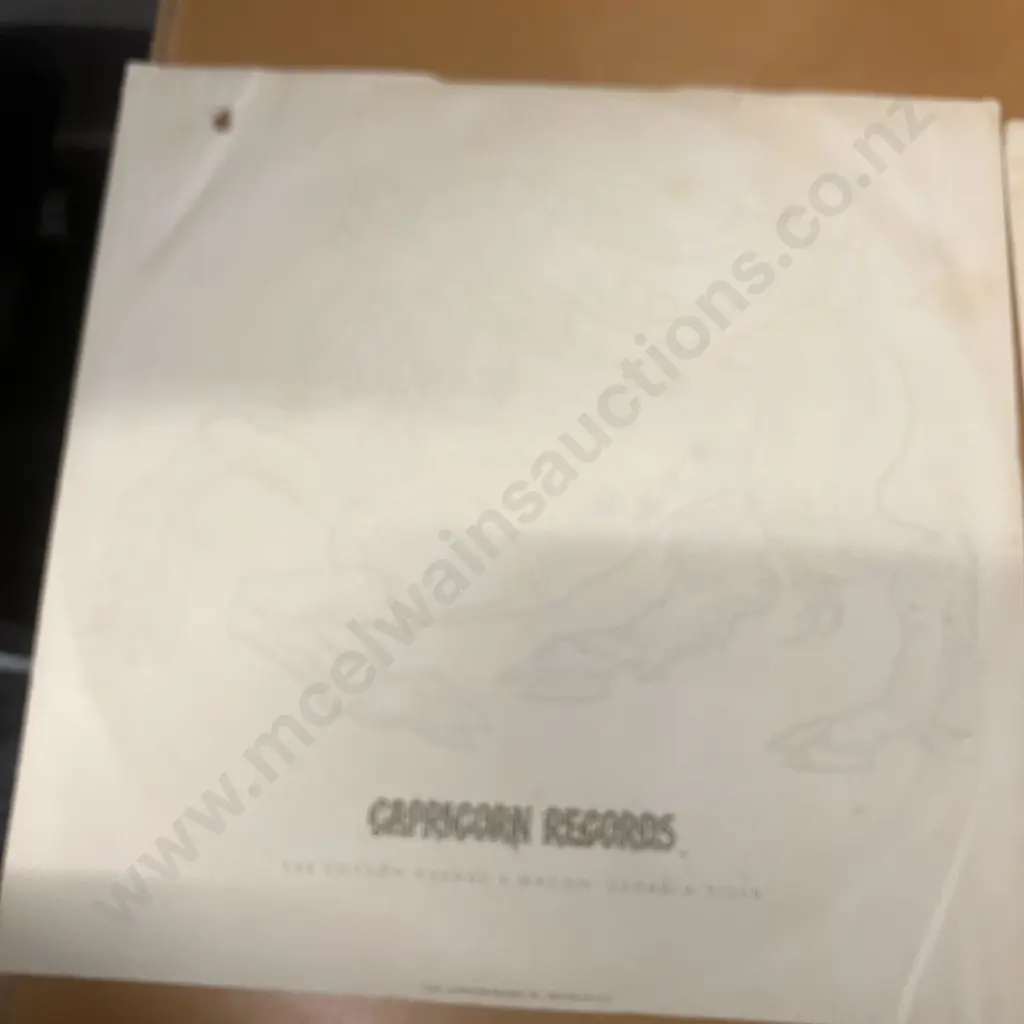 The Allman Brothers Band At Fillmore East - 2 x Vinyl LP 1974 US Capricorn Records – 2CX 0131. VG Image 1++