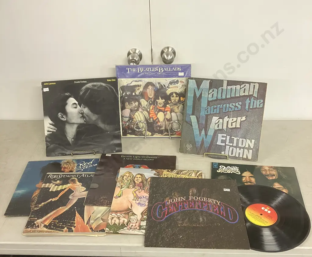 LPs x 11 - The Beatles Ballads, John & Yoko, Elton, ELO, Black oak Arkansas, Dr Hook, Toto Etc Image 1++