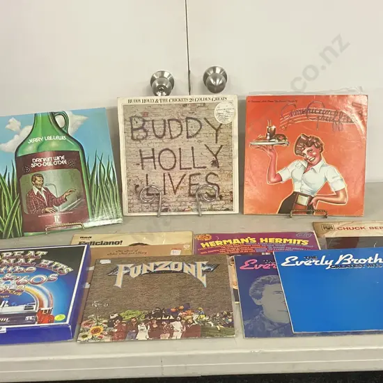 LPs x 10 - Buddy Holly Lives, Everly Bros, Chuck Berry, American Graffiti, Etc Plus Hits Of The 50s & 60s Vol II Boxset