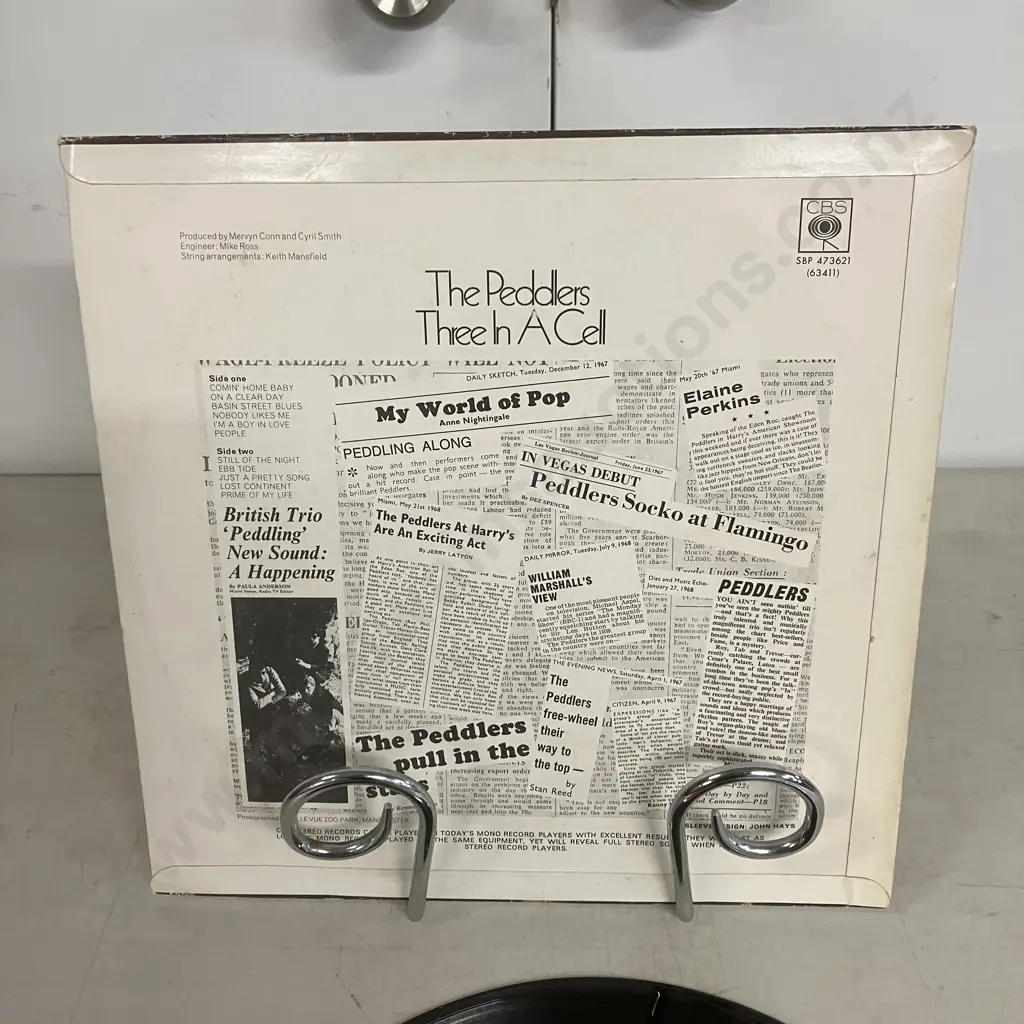 LPs x 11 - The Peddlers, Neil Diamond, Cream, Men At Work, Santana, Emerson Lake & Palmer Etc Image 1++