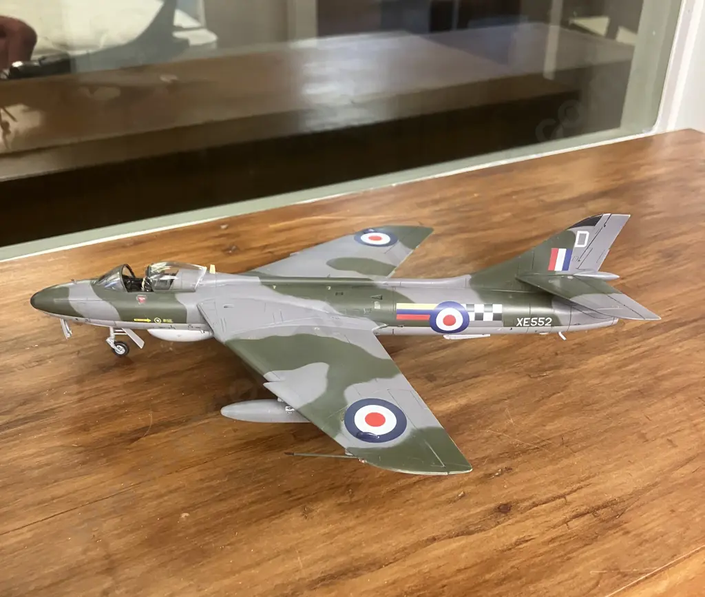 1:48 Hawker Hunter FGA.9 RAF XE552 Image 1++