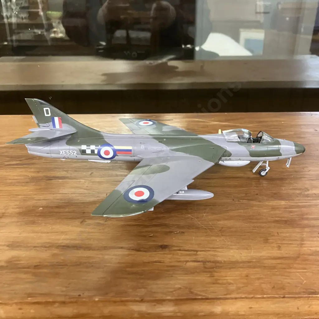 1:48 Hawker Hunter FGA.9 RAF XE552 Image 1++
