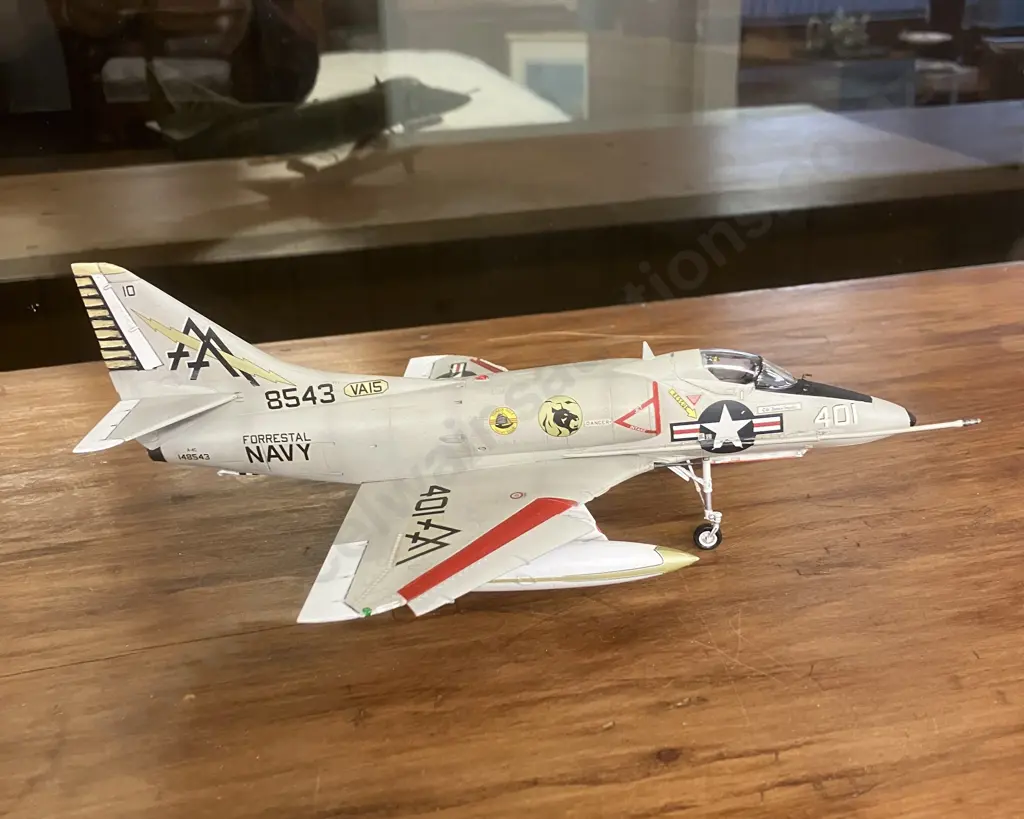 1:48 US Navy Douglas A-4C Skyhawk VA15 USS Forrestal 8543 Image 1++