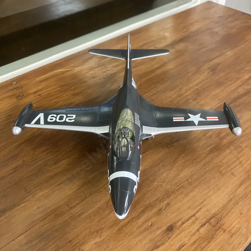 1:48 US Navy Grumman F9F-5 Panther Fighter Jet Model VF-112 Image 1++