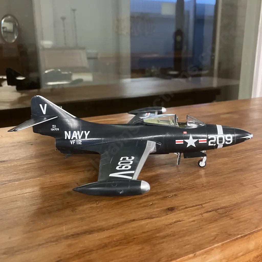 1:48 US Navy Grumman F9F-5 Panther Fighter Jet Model VF-112 Image 1++