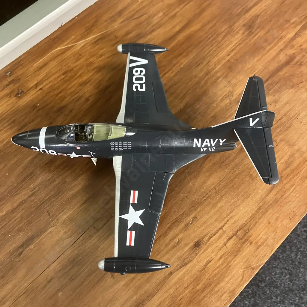1:48 US Navy Grumman F9F-5 Panther Fighter Jet Model VF-112 Image 1++