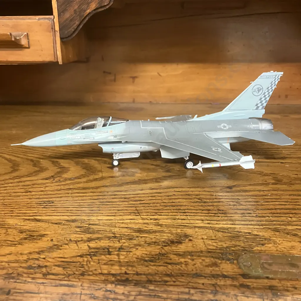1:48 RAF Sea Harrier & General Dynamics F16A Falcon 191st FIG, "Wolves" Michigan ANG 1985 Image 1++