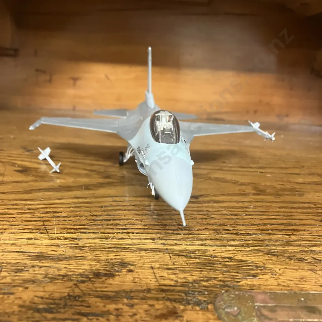 1:48 RAF Sea Harrier & General Dynamics F16A Falcon 191st FIG, "Wolves" Michigan ANG 1985 Image 1++