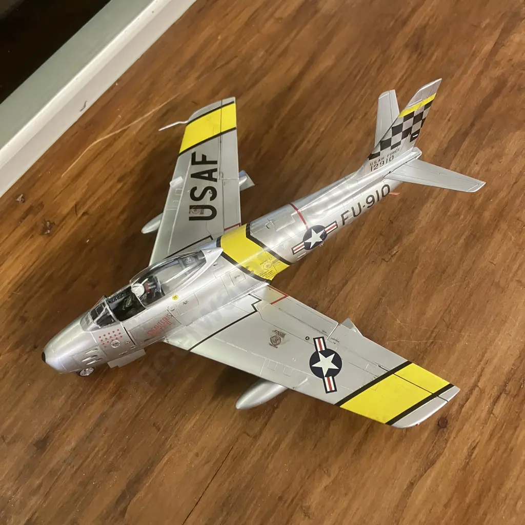 1:48 US Air Force F86 Sabre "Betty" FU-910 Korean War (1st US Fighter With Swept Wings) Image 1++