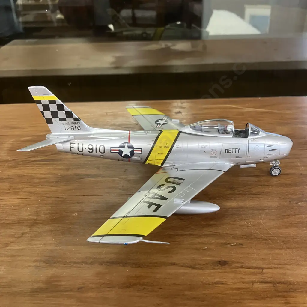 1:48 US Air Force F86 Sabre "Betty" FU-910 Korean War (1st US Fighter With Swept Wings) Image 1++