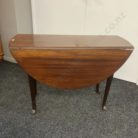 Mahogany Drop Leaf Round Top Table, 4 Cabriole Legs. W38 x 112cm