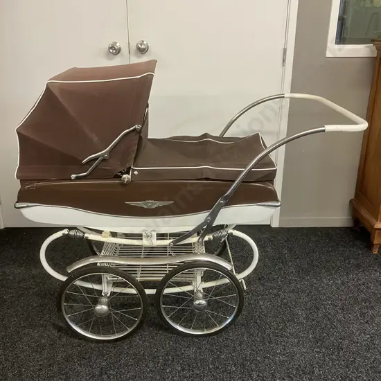 Vintage 1950's Pedigree Airstream Pram In Chocolate Brown & White Colours