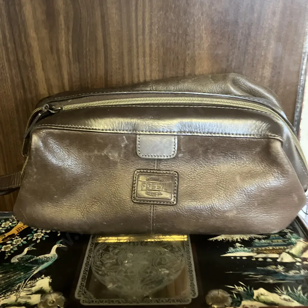 Selection Of Vintage Items - Including Musical Jewellery Box (af), Mickey Mouse, Kermit Etc Image 1++