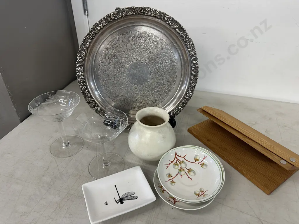 Beswick Vase, Silverware, Crystal Etc Image 1++