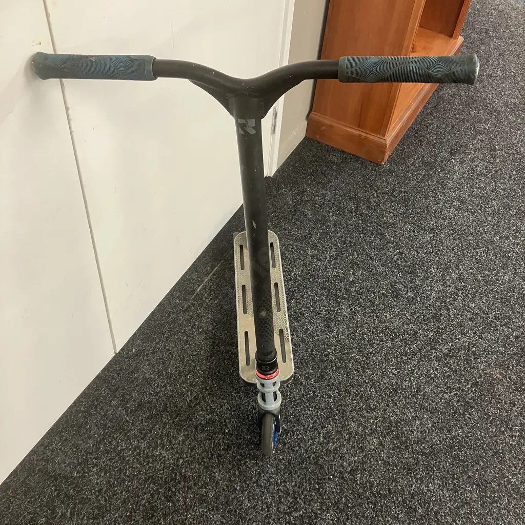 Invictus / Madd Gear Extreme Scooter Image 1++