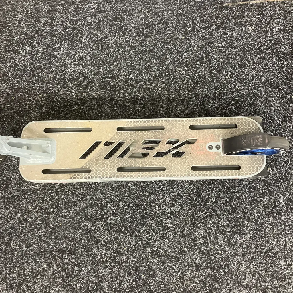 Invictus / Madd Gear Extreme Scooter Image 1++