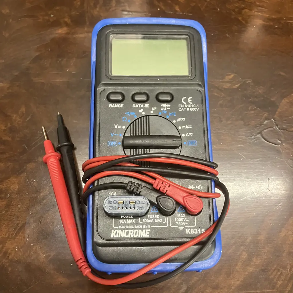 Kincrome Digital Multimeter Auto Ranging Model K8315 Image 1++