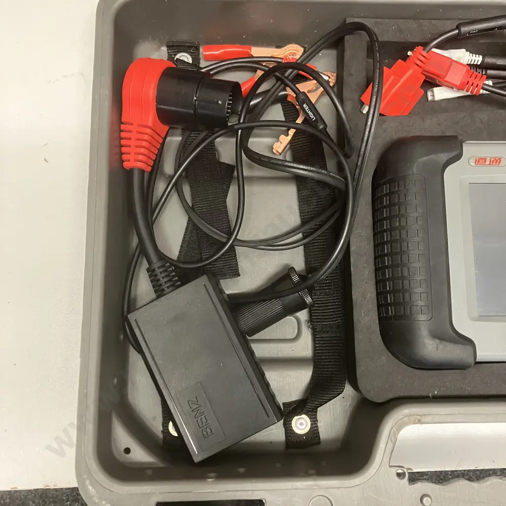 Autel MaxiDas DS708 Diagnostic Scan Tool In Grey Case Image 1++