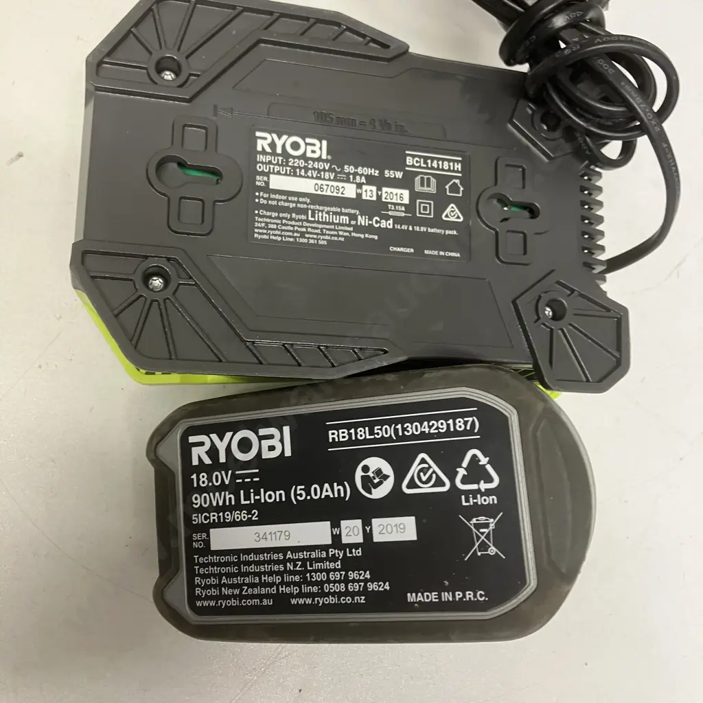 Ryobi 18V 5.0Ah Battery With Ryobi 14.4-18V Battery Charger BCL14181H Image 1++