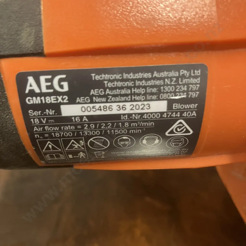 AEG GM18EX2 18V Cordless Blower With 4.0Ah Battery (No Charger) Image 1++