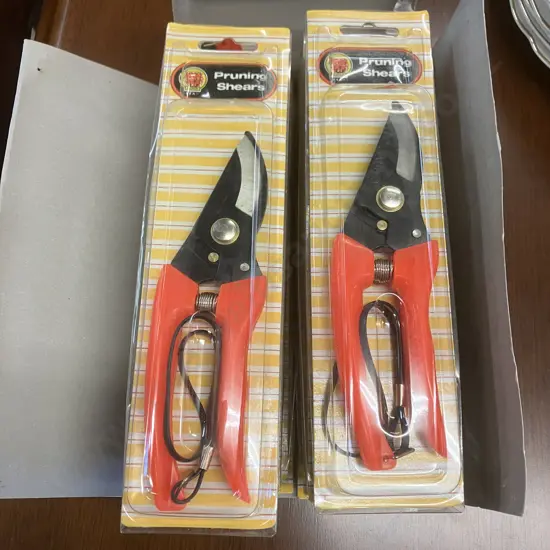 Lot of 12 New Pruning Shears