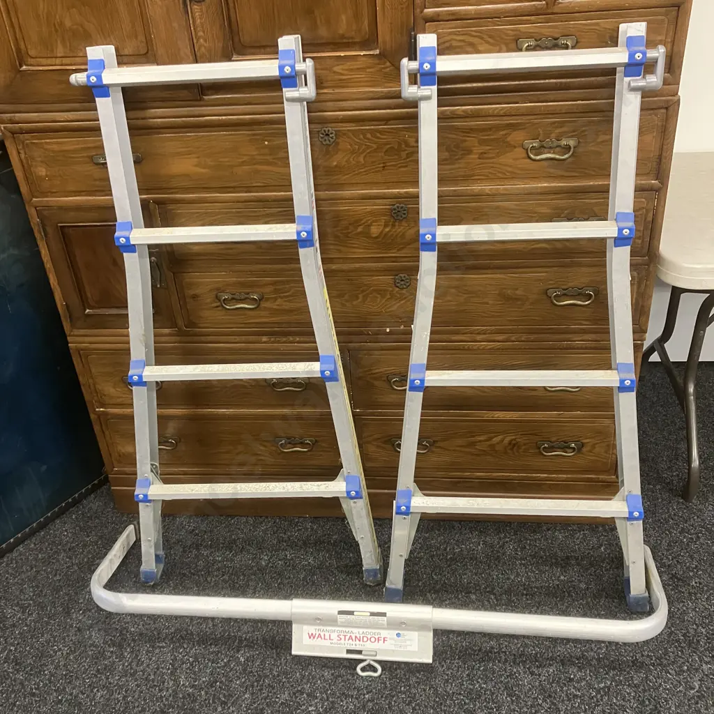 Transforma Ladder Wall Standoff (Models T24 & T33) & Pair of 125cm Ladders (For Model 24 - 4x4 Ladder) Image 1++