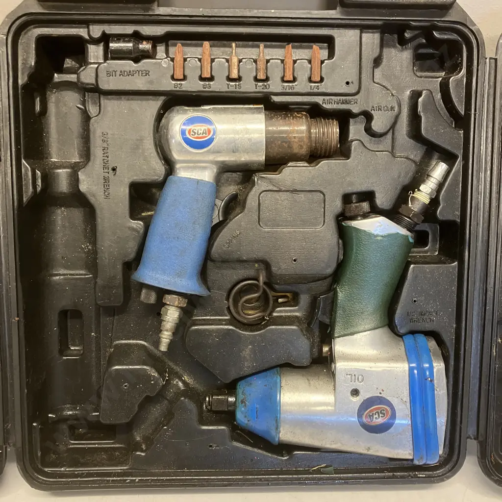 Pair of SCA Air Tools In Case Image 1++