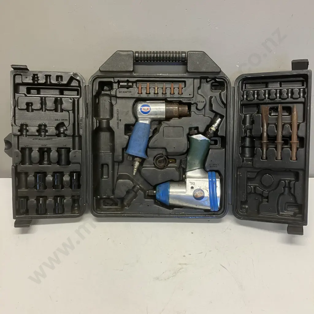 Pair of SCA Air Tools In Case Image 1++