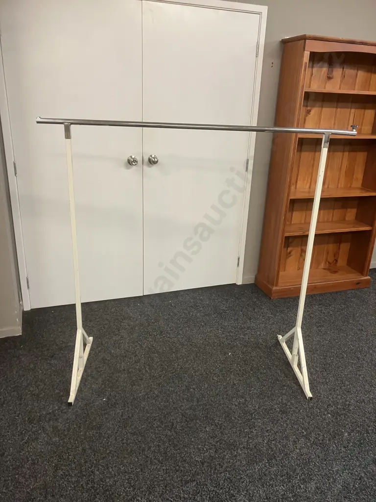 Vintage Freestanding Dress Rack. 137 x 150cm Image 1++