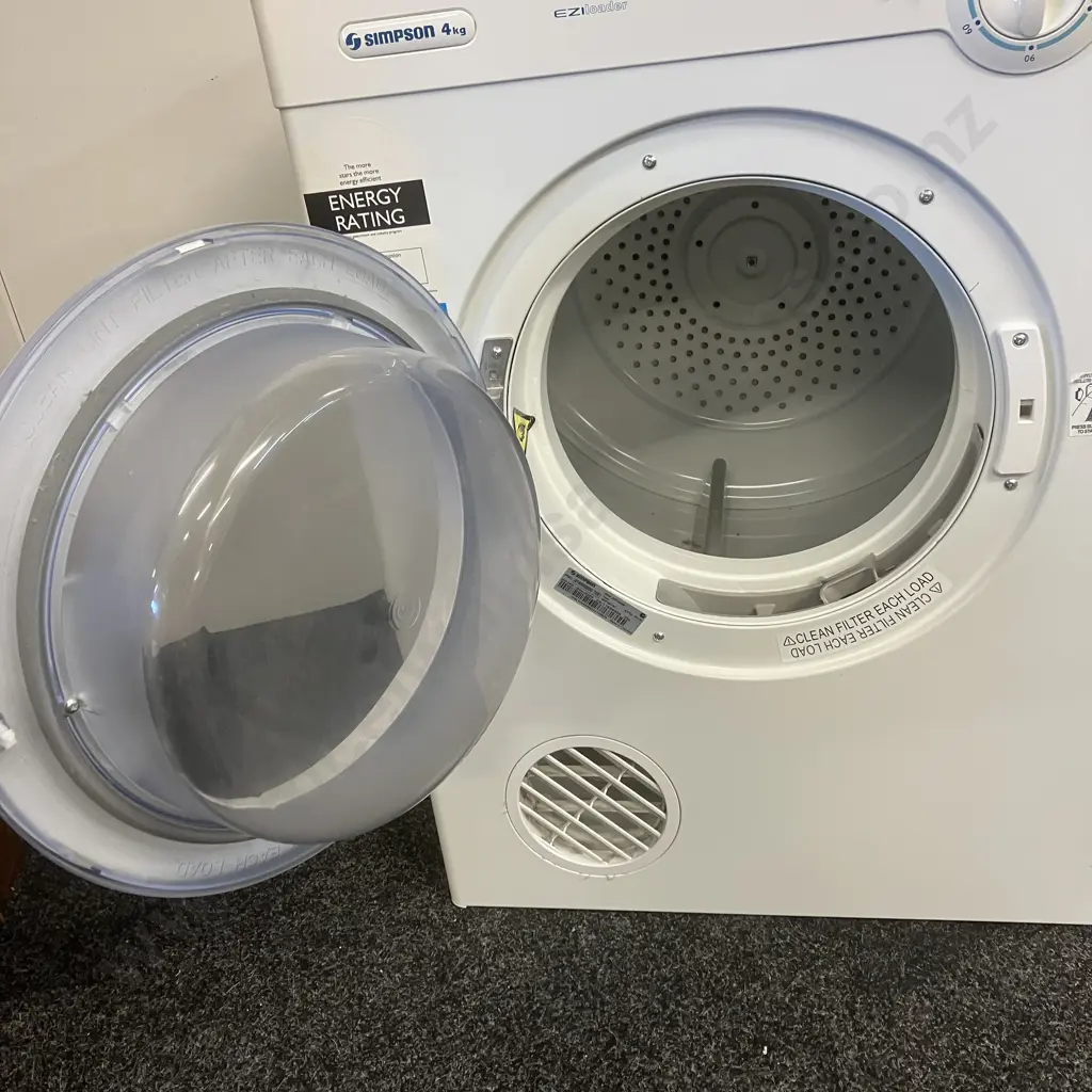Simpson Eziloader 4Kg Tumble Dryer - Model 39P400M Image 1++