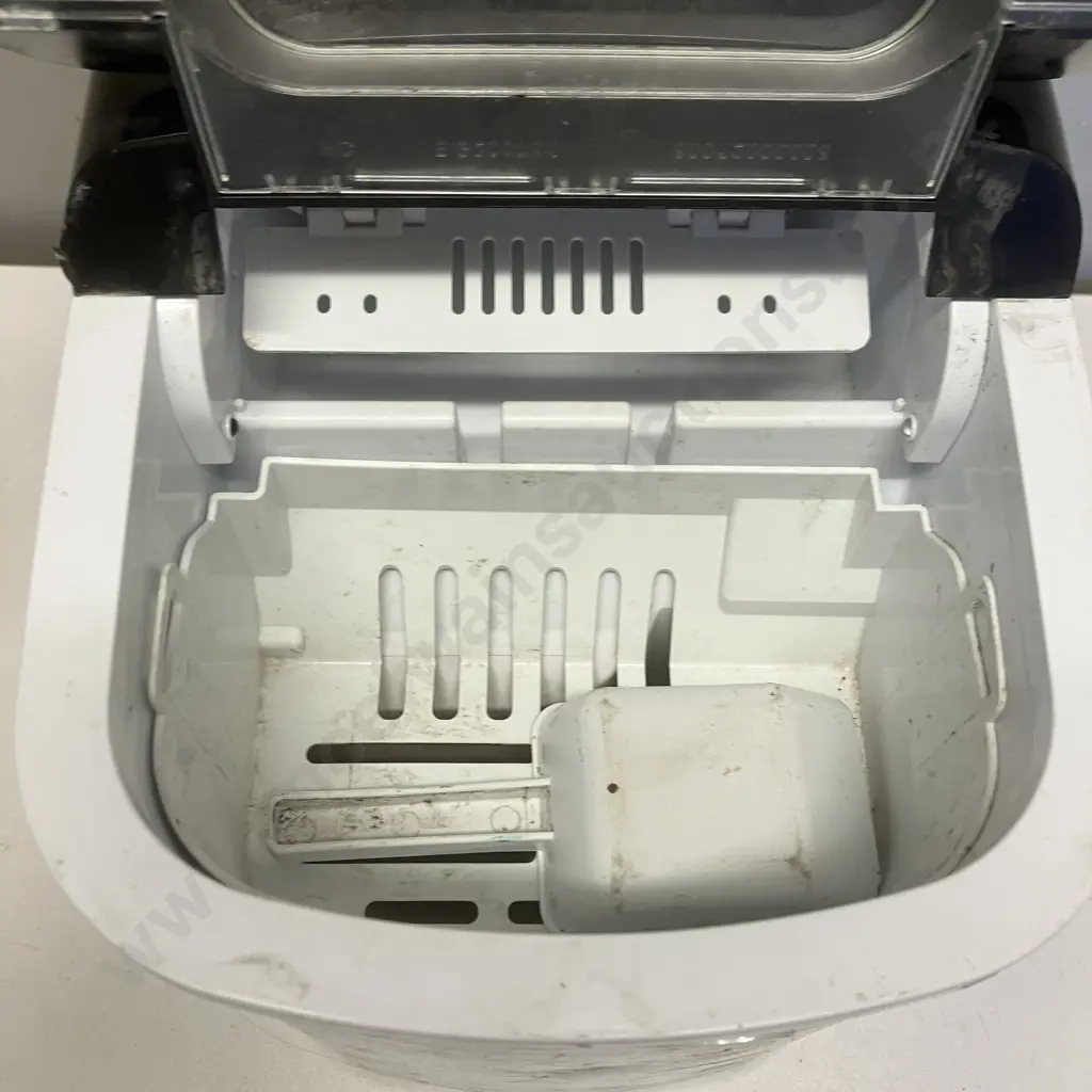 Vogue Countertop Ice maker Model 357120 Image 1++
