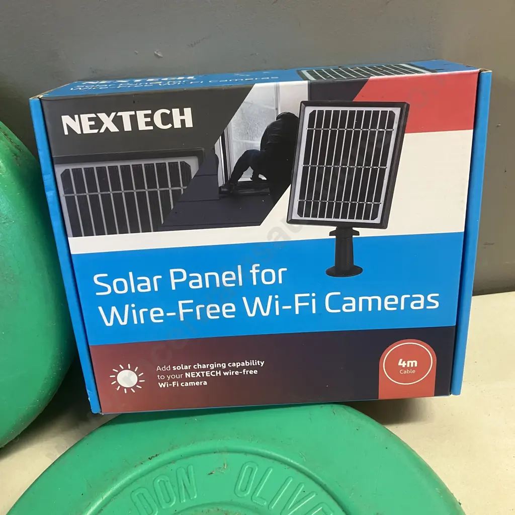 Box lot Nextech Solar Panel, Torch, Ski Rope, Assorted Weights Image 1++