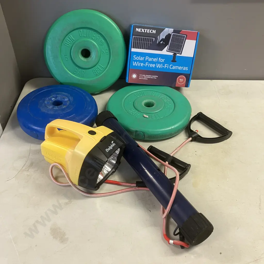 Box lot Nextech Solar Panel, Torch, Ski Rope, Assorted Weights Image 1++