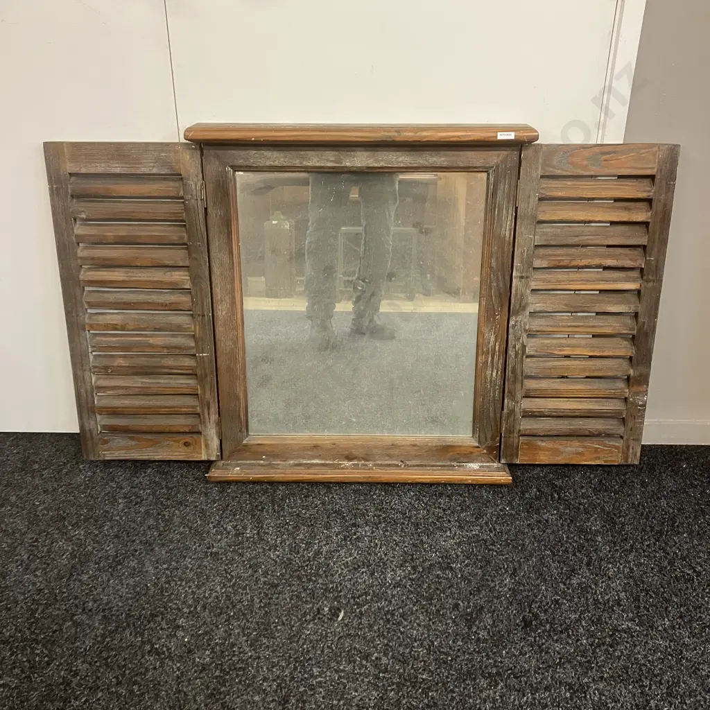 Vintage Oak Shuttered Wall Mirror. 75 x 66cm Image 1++
