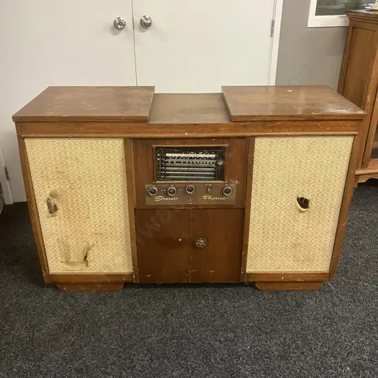 Late 50's Sheffield Valve Radiogram Record Player, Reel to Reel Tape Recorder, Dual Wave Receiver (As Found Condition)