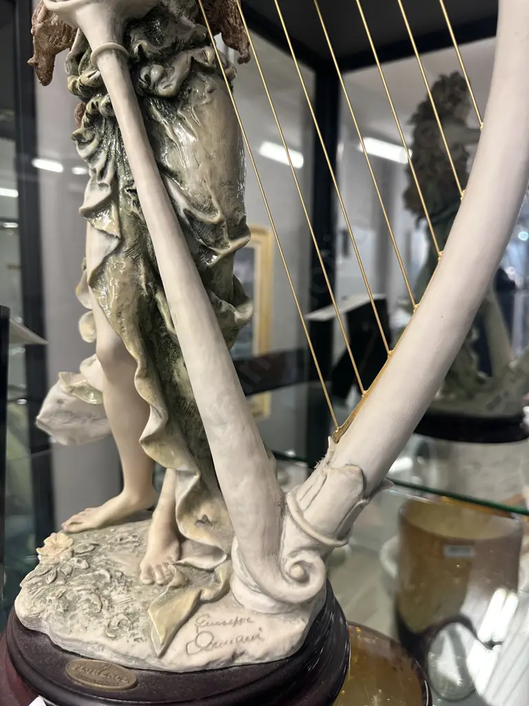 Giuseppe Armani (Italy) ANGELICA Sculpture 484C Limited Edition 1634 /5000, Height 48cm, With COA & Original Box Image 1++