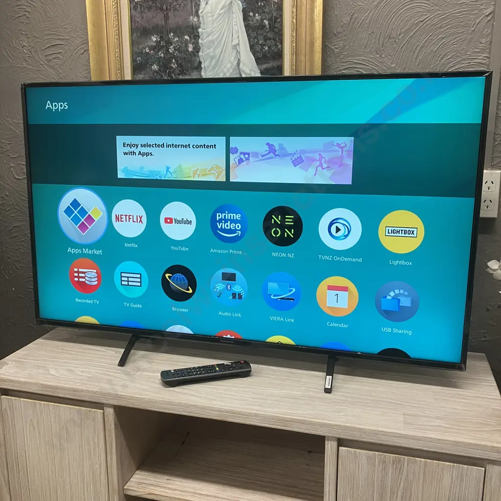 Panasonic 49" 4K LED TV TH-49GX740Z With Remote Control Image 1++