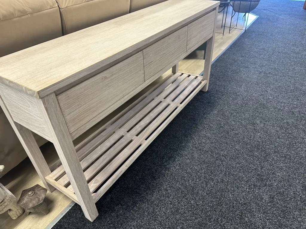 Ex Danske Mobler White Washed 3 Drawer Console Table With Slat Shelf At Base. H80 W160 D40cm Image 1++