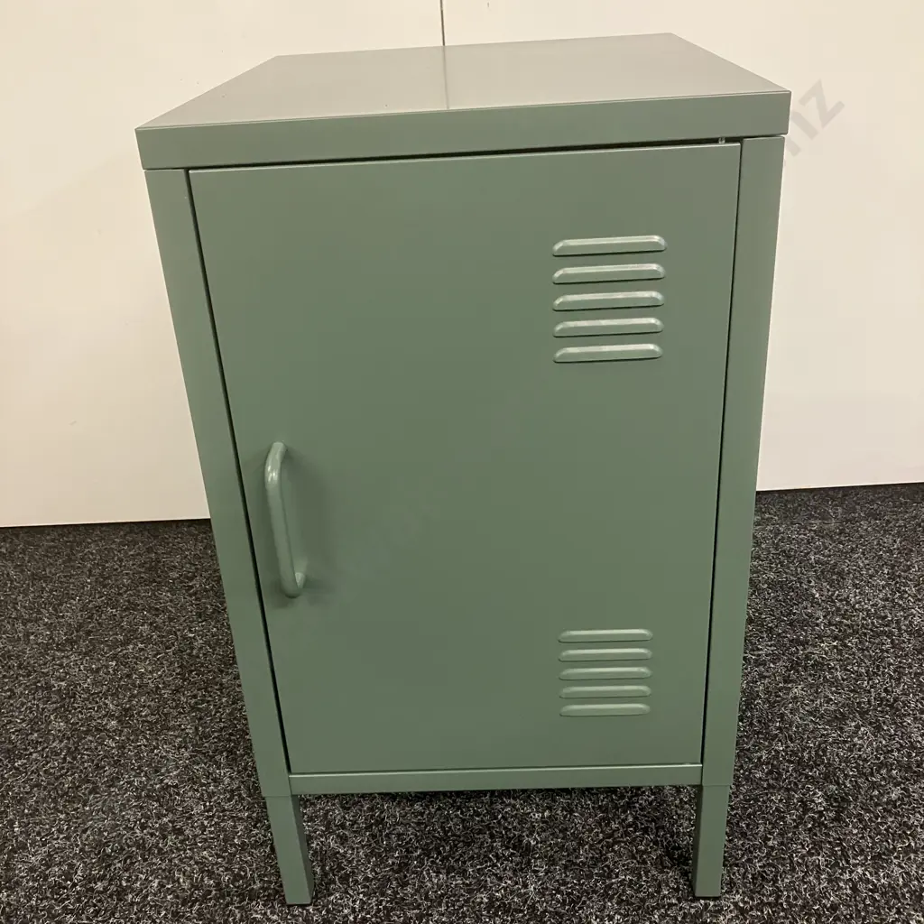 Sage Metal Single Locker. H60 W35 D40cm Image 1++