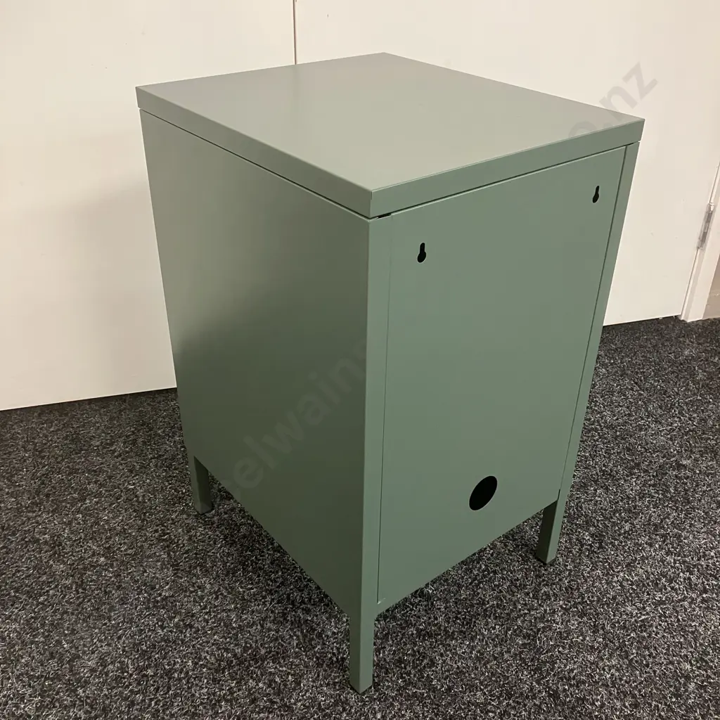 Sage Metal Single Locker. H60 W35 D40cm Image 1++
