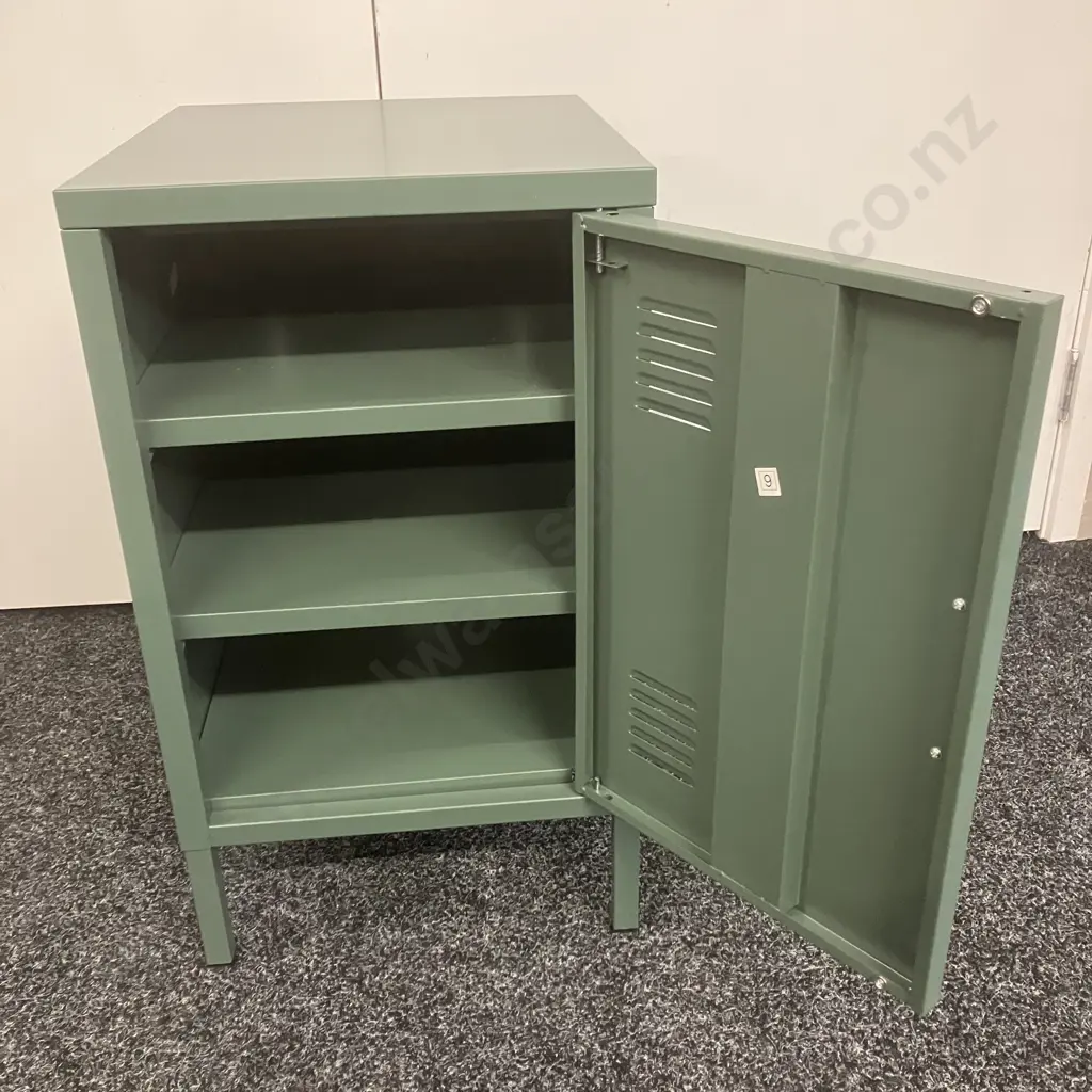 Sage Metal Single Locker. H60 W35 D40cm Image 1++