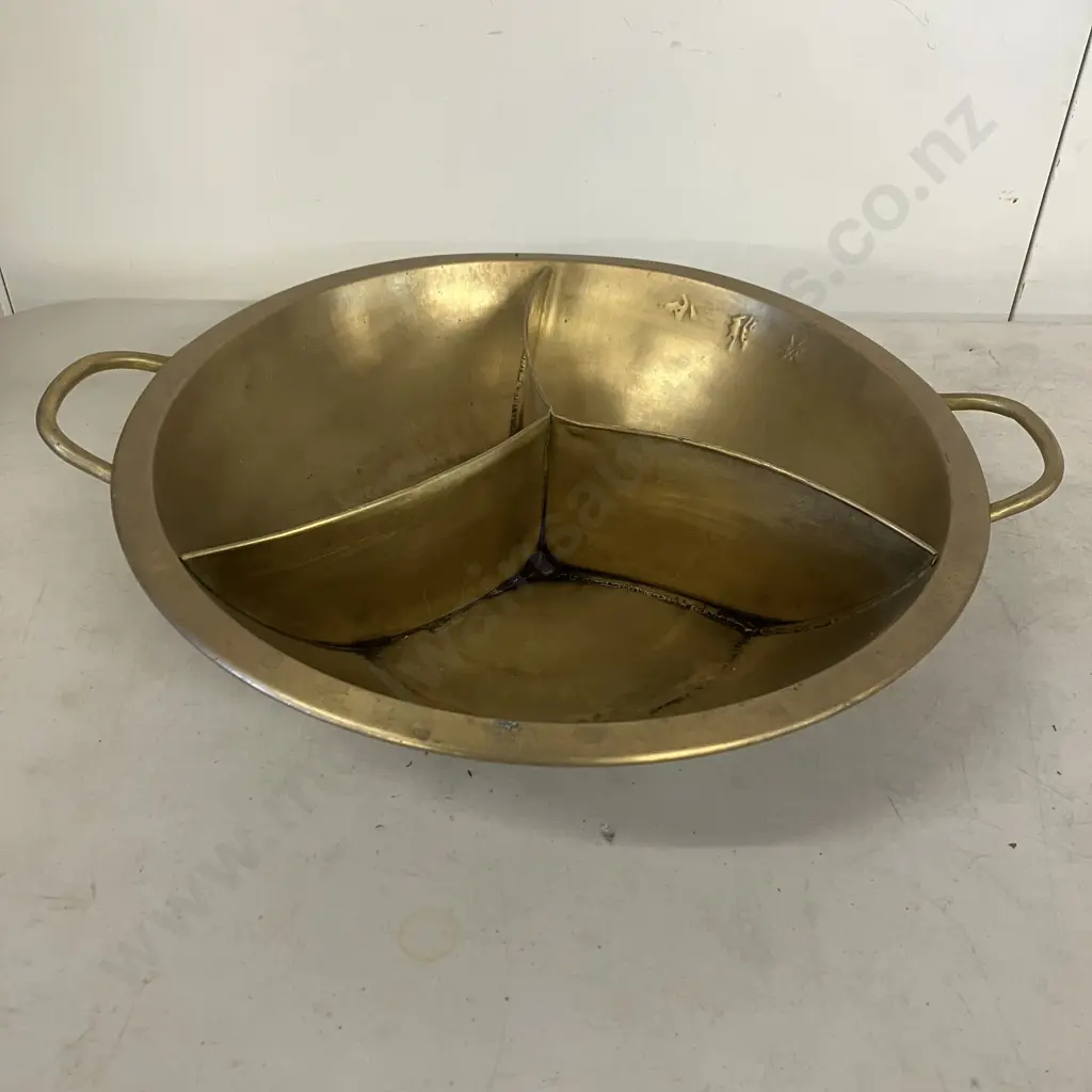 Brass Oriental Divided Hotpot. Dia 44cm Image 1++