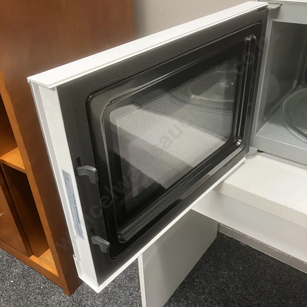 Panasonic Microwave Oven Model NN-ST65JW Image 1++