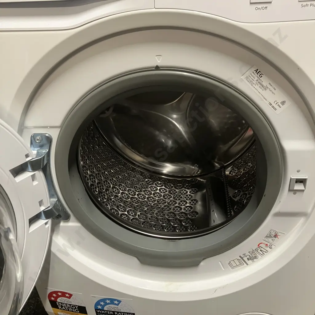 AEG 8kg White 6000 Series Front Load Washer - LF6E8431A Image 1++