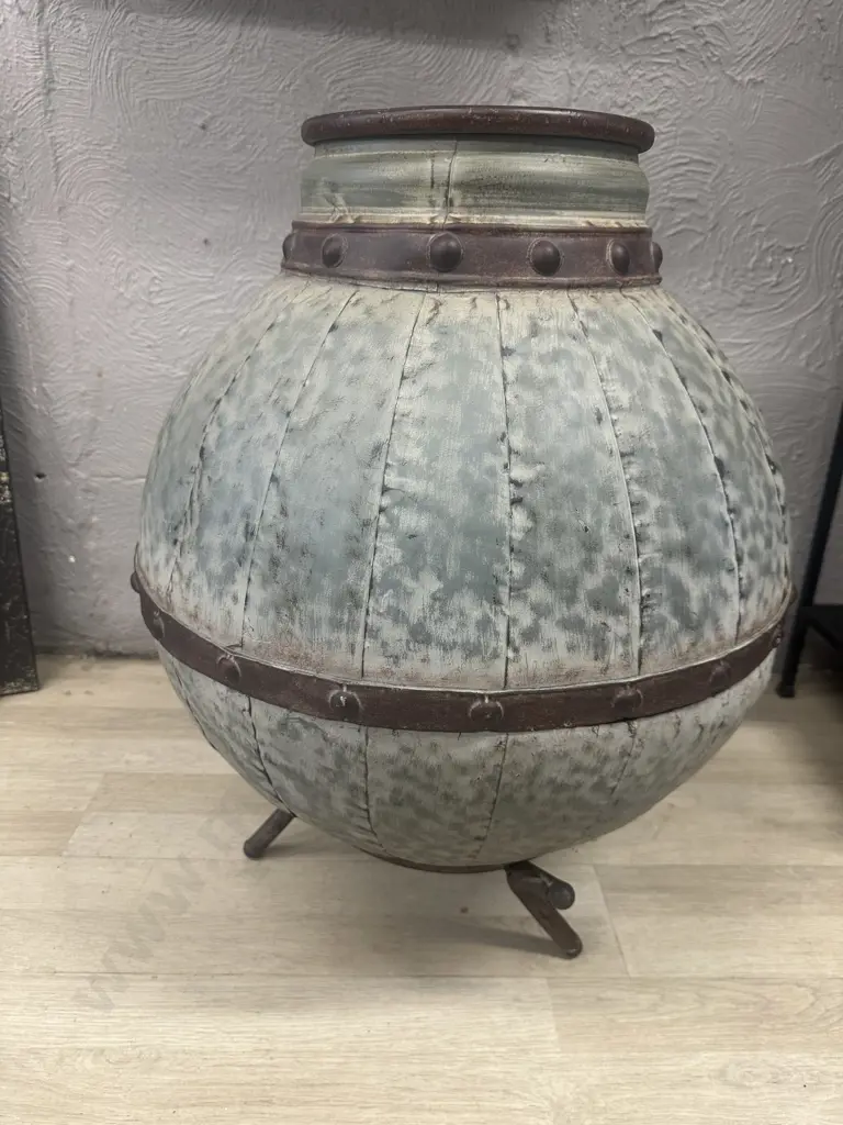 Large Brown & Fawn Decorative Metal Urn With Dome Detail. H68cm Image 1++