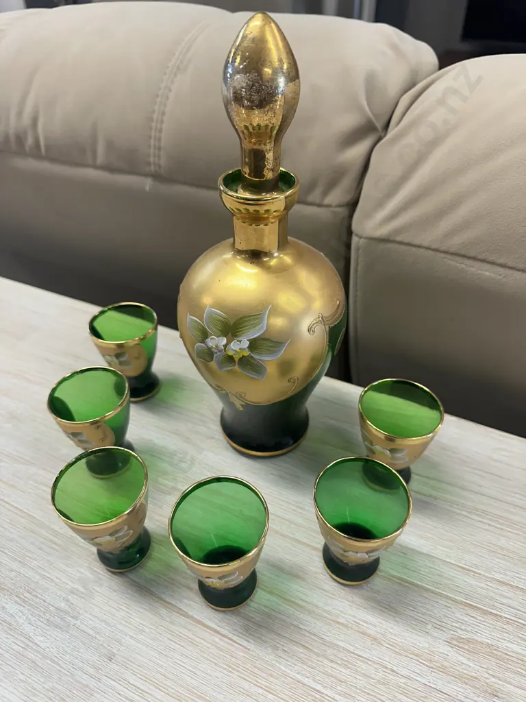 Italian Murano Glass Decanter Green/Gold Floral With Six Glasses Image 1++