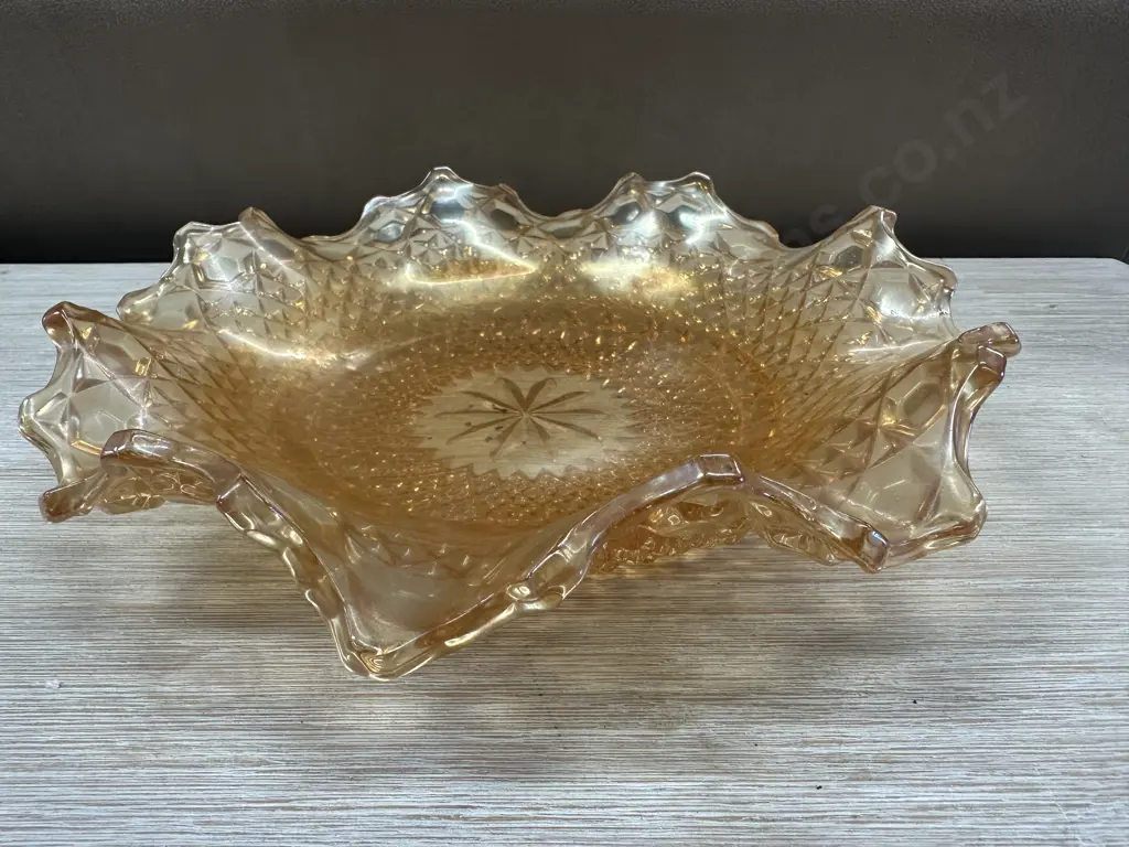 Art Deco Orange Carnival Glass Bowl Antique Frilled Rim Dia22cm. Image 1++