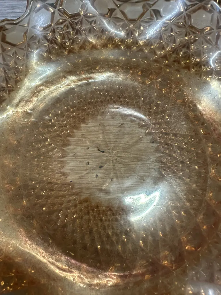 Art Deco Orange Carnival Glass Bowl Antique Frilled Rim Dia22cm. Image 1++