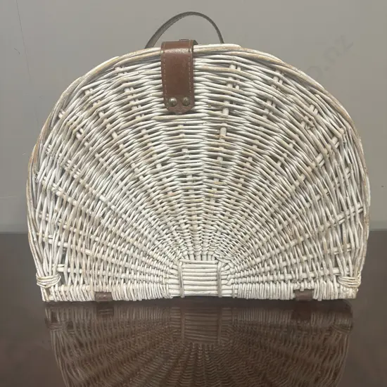 White Wash Half Round Picnic Hamper